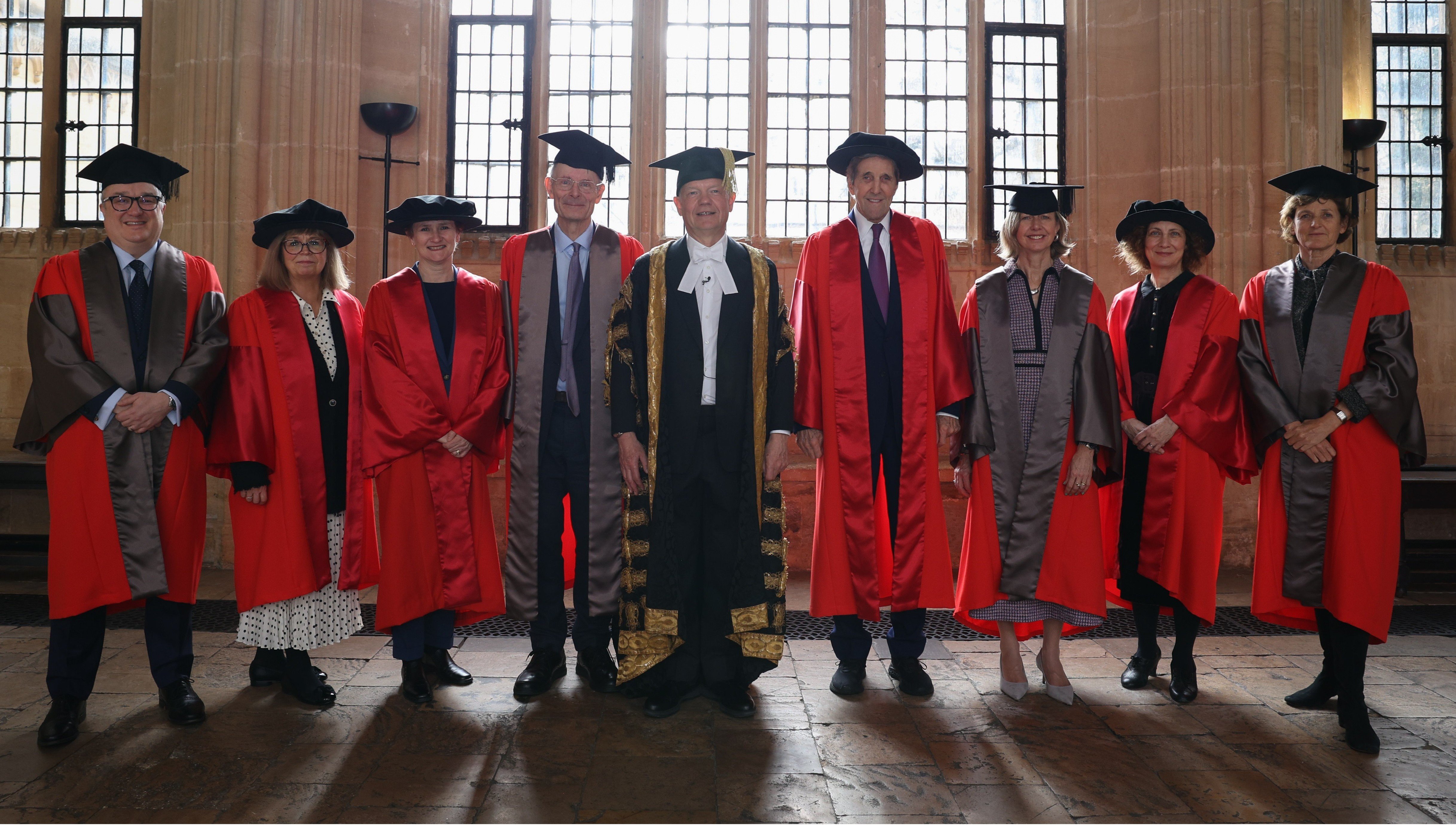 Oxford Üniversitesi Rektörü özel bir fahri doktora törenine ev sahipliği yaptı.