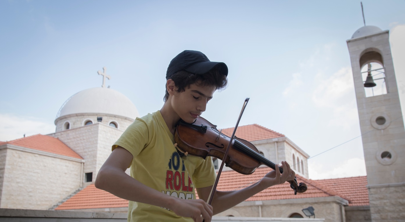 Send in the strings: Violin sent to young Syrian musician