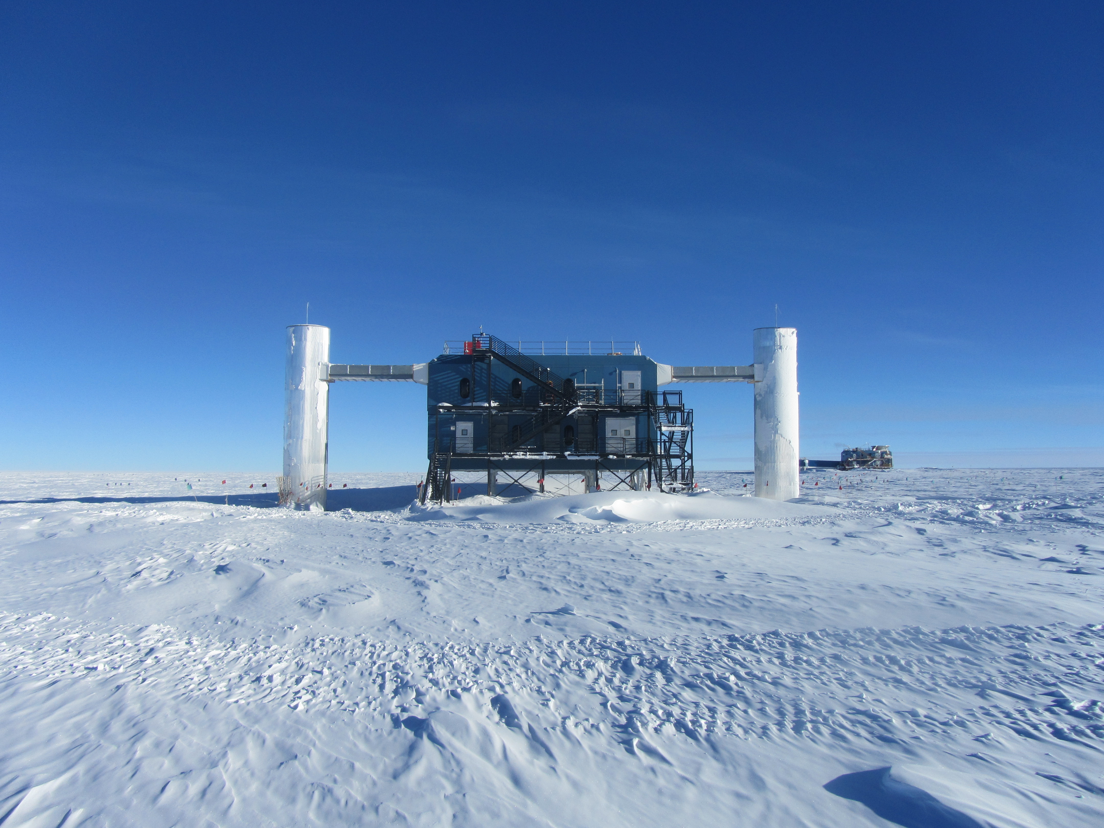 Antarctic telescope shows how the Earth stops highenergy particles