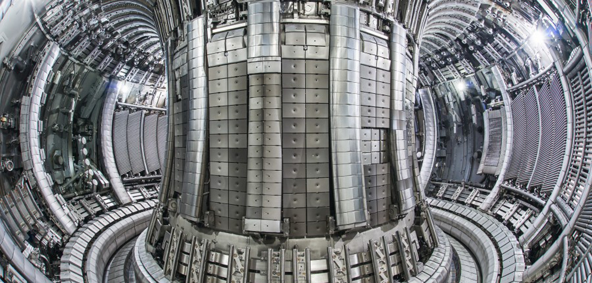 Testing the thermal tolerance of the fusion reactors of the future