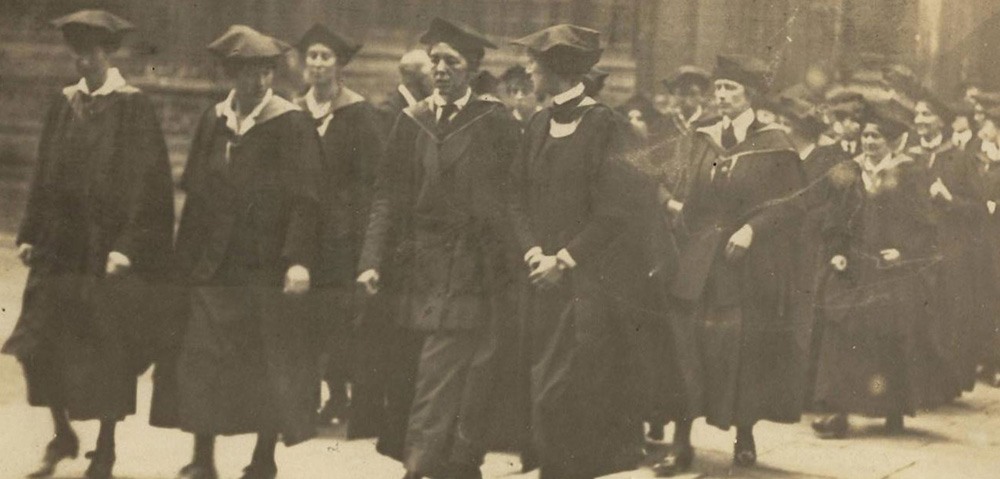 The first women to be awarded degrees at Oxford University