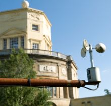 Radcliffe Meteorology station in front of Radcliffe Observatory