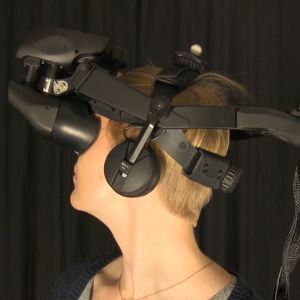 VR headset used in the paranoia treatment research