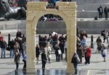 One-third size reconstruction of the centre part of one face of Palmyra’s Arch, at the foot of Nelson’s Column, Trafalgar Square, London, 2016