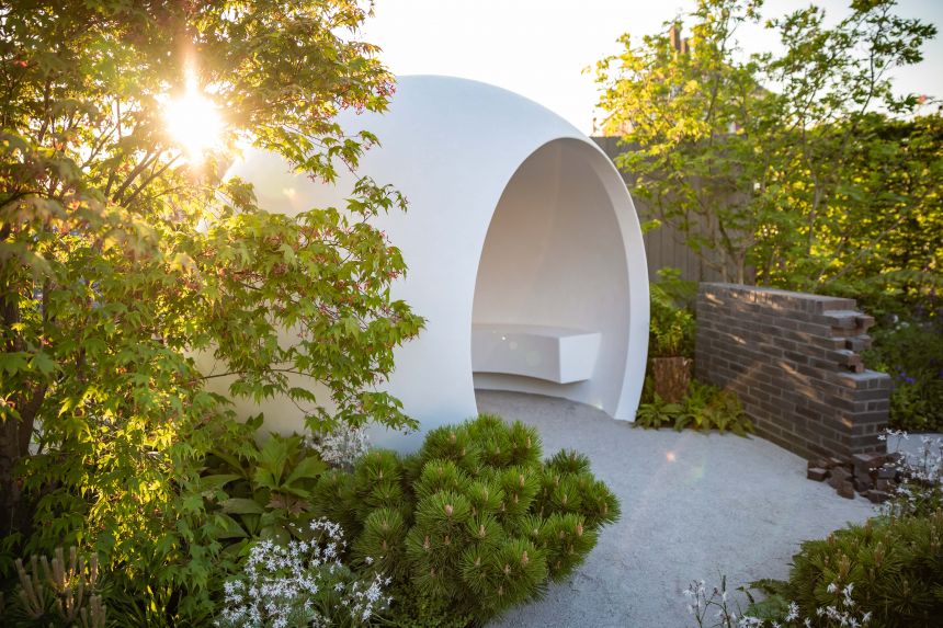 HIV researchers create Chelsea garden to raise awareness of disease stigma