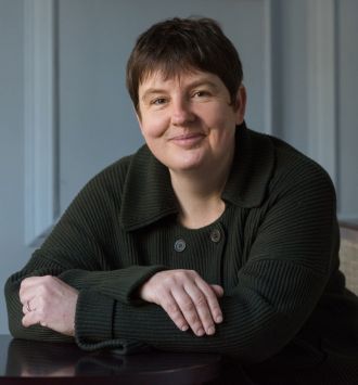 Head and shoulders image of Professor Emma Smith for Find an Expert