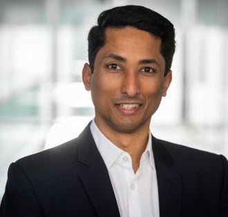 Head and shoulders image of Professor Jean-Paul Carvalho for Find an Expert