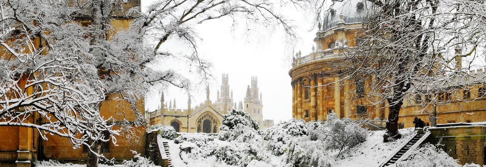 Snowy scene in Oxford