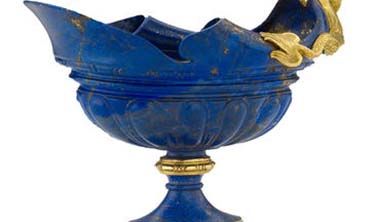 Blue ewer made of lapis lazuli and mounted on gold probably from Prague, c.1600–1610
