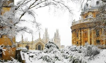 Snowy scene in Oxford