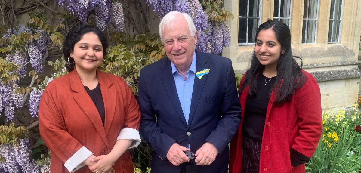 Chancellor Chris Patten with Oxford SU's President, Anvee and VP Graduates, Devika
