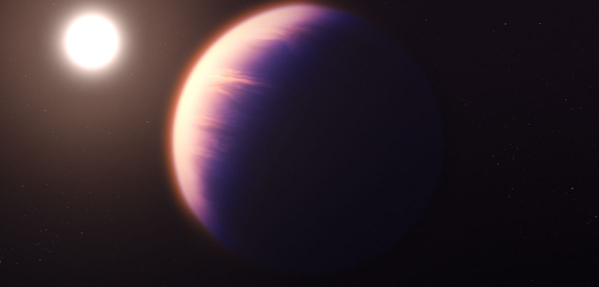 Illustration showing what exoplanet WASP-39 b could look like, based on current understanding of the planet.   