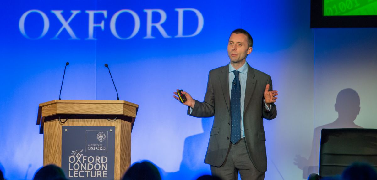 Dr Ian Brown delivers this year's Oxford London Lecture